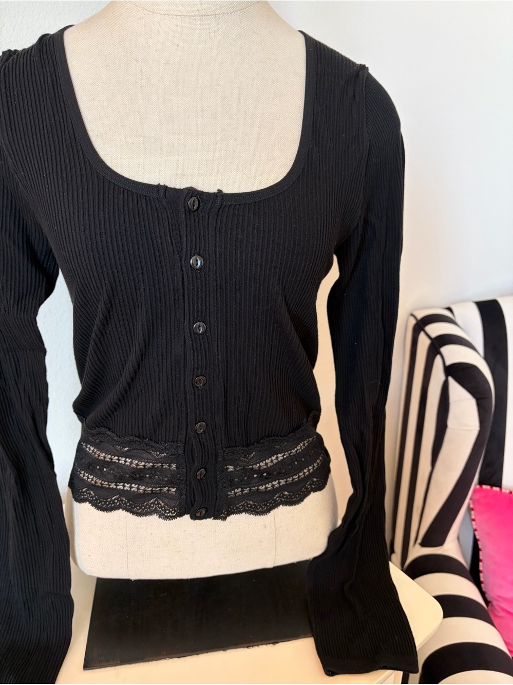 Forever 21 Black Lace bottom top size M/L
